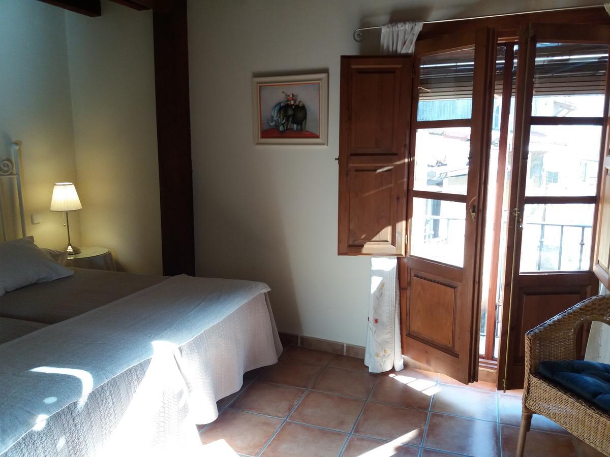 Hostal Rural Luna Y Hostal Rural Lunaposada Candeleda Buitenkant foto