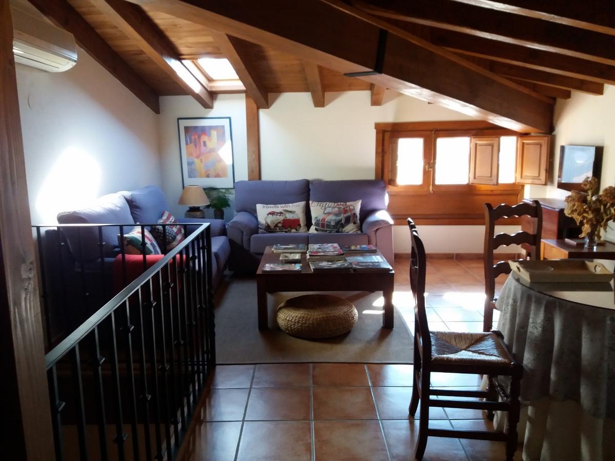 Hostal Rural Luna Y Hostal Rural Lunaposada Candeleda Buitenkant foto