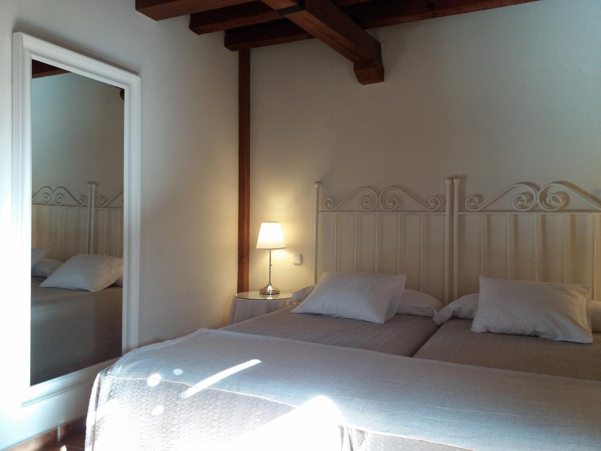 Hostal Rural Luna Y Hostal Rural Lunaposada Candeleda Buitenkant foto