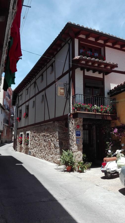 Hostal Rural Luna Y Hostal Rural Lunaposada Candeleda Buitenkant foto